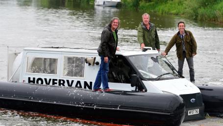 Transit on river Avon