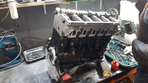 Land Rover Discovery 2004 TD5 Engine Replacement and Fitting - MKL Motors
